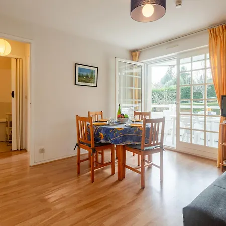 Apartment Les Jardins De La Cote Fleurie By Interhome
